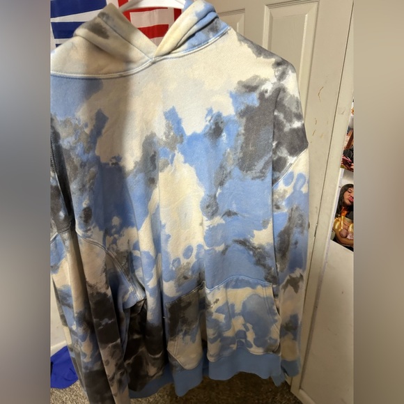 Old Navy sweatshirt - Picture 1 of 2